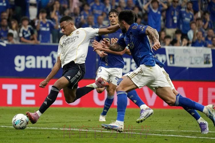 TA:皇马小将加西亚受到西甲多支球队关注 TA:皇马小将加西亚受到西甲多支球队关注